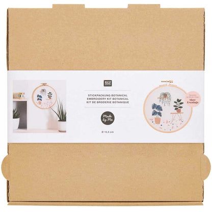 Rico Stickset mit Botanical-Motiv, Nahaufnahme