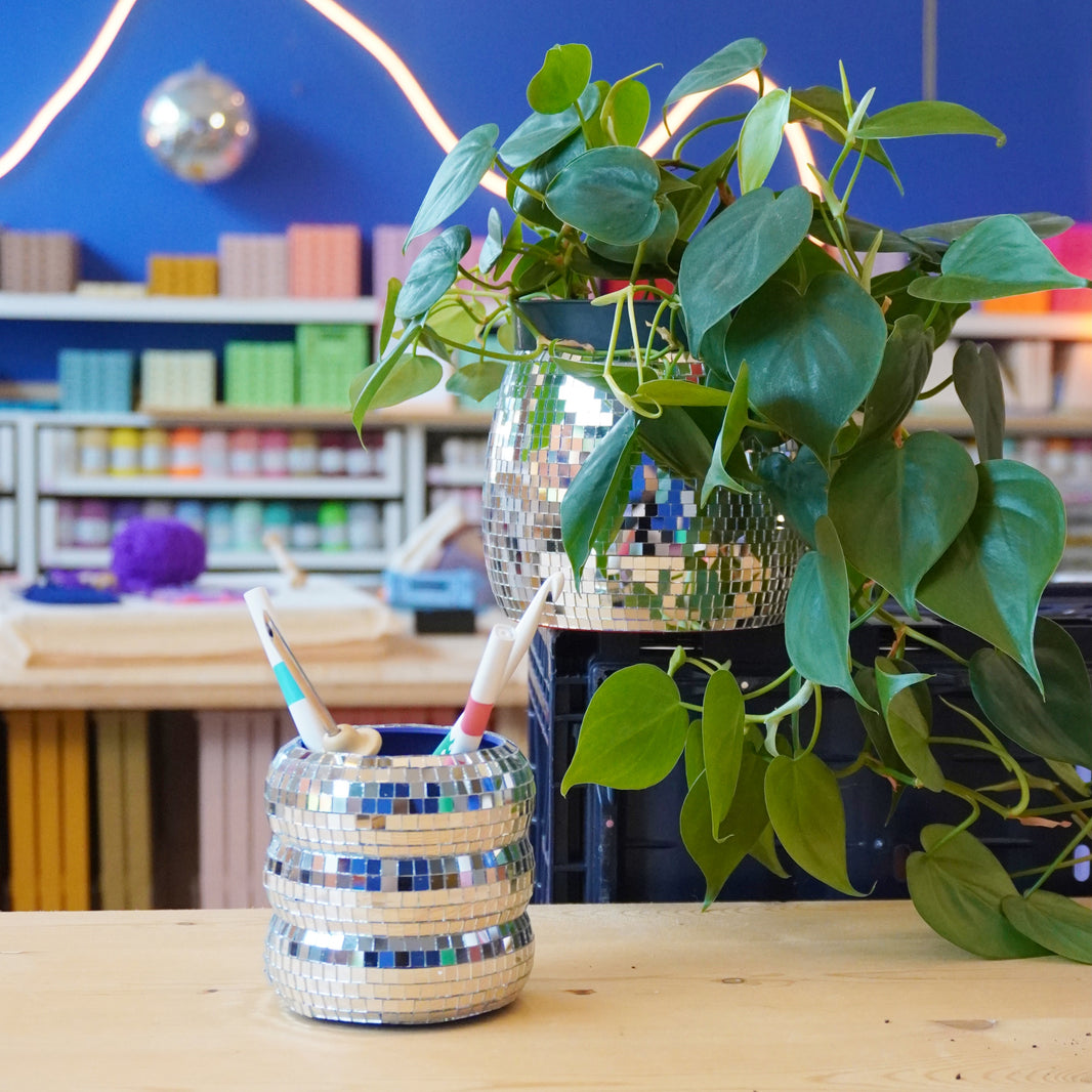 Mirrorball Pen Holder – DIY Set - Craftinglove