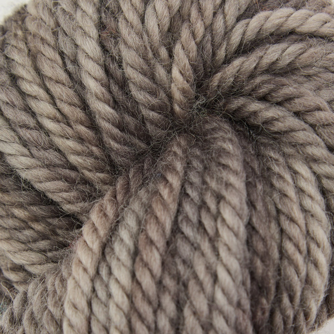 Punch Needle Yarn - Rug Yarn - Variegated Colors - 110g - Violet Jane - The Oxford Company