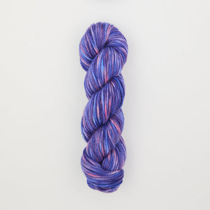 Punch Needle Yarn - Fine Yarn - Variegated Colors - 110g - Violet Jane - The Oxford Company