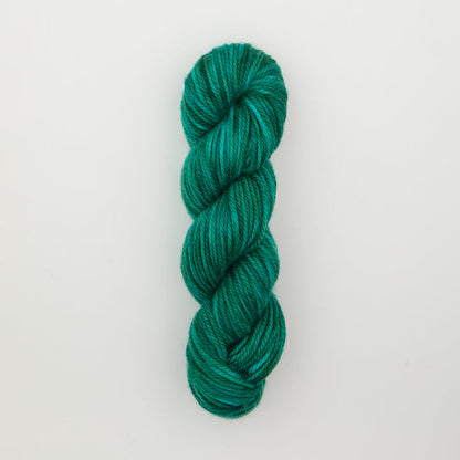 Punch Needle Yarn - Fine Yarn - Variegated Colors - 110g - Violet Jane - The Oxford Company