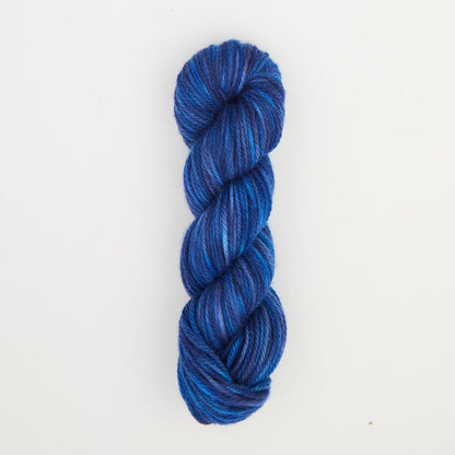 Punch Needle Yarn - Fine Yarn - Variegated Colors - 110g - Violet Jane - The Oxford Company