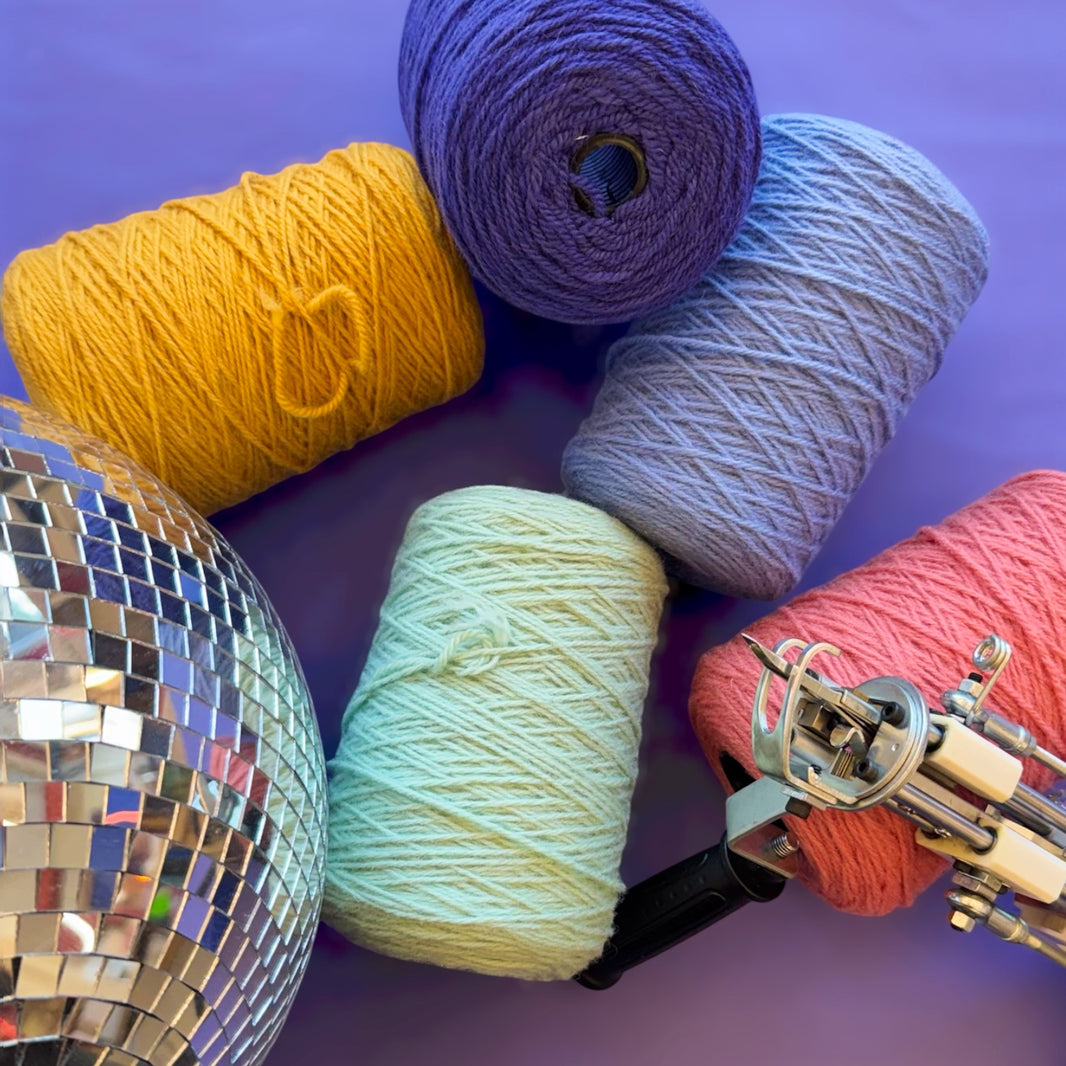 Tufting wool yarn in TEX3/31 NZ wool, 500g cone