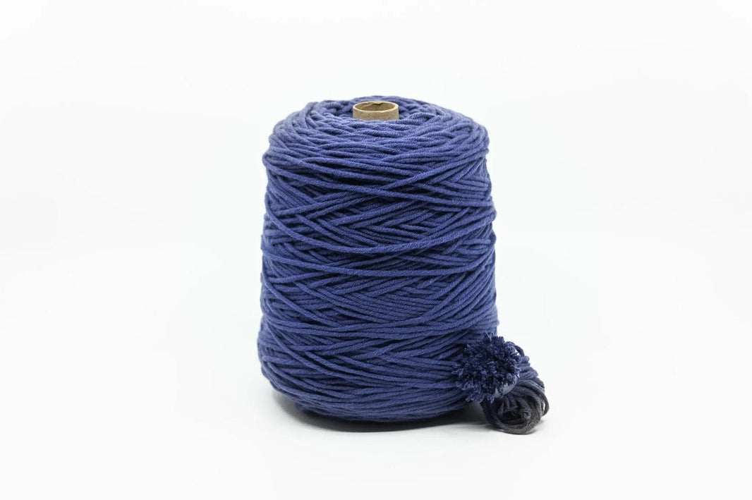 Acryl-Tuftinggarn auf Kone, 400g in Blueberry