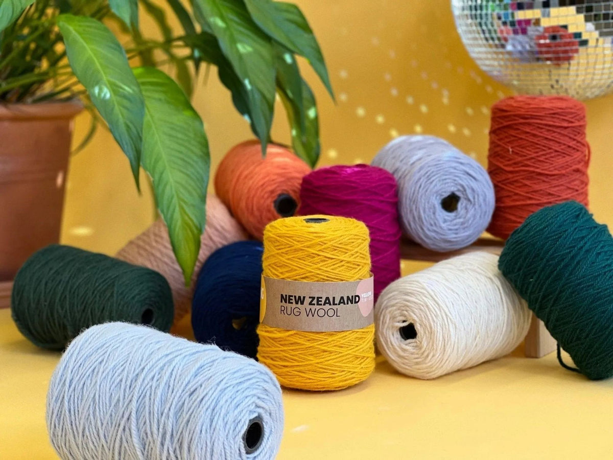 Rugwool NZ-Tuftinggarn, 500g-Kone in Weiss